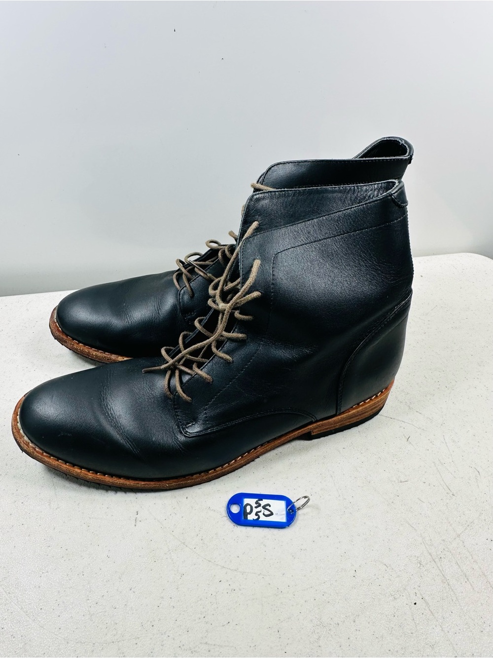 Nisolo Black Leather Lace-Up Wedge Ankle Boots